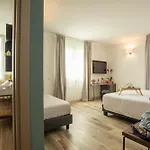 Riva Toscana Golf & 4* Фоллоника