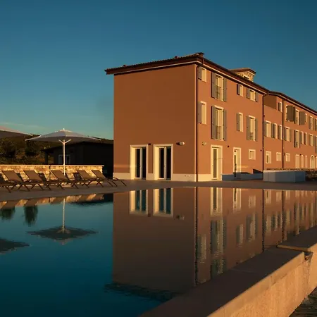 Riva Toscana Golf & 4*